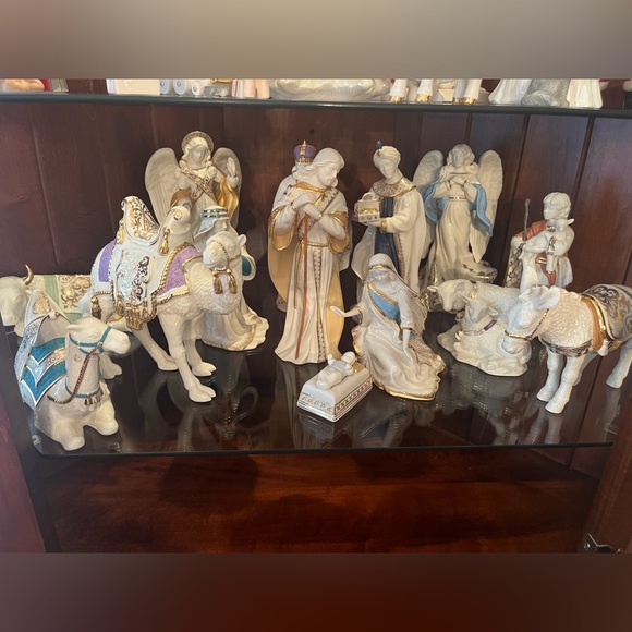 Lenox China First Blessing Nativity 15 Pieces - Picture 1 of 15